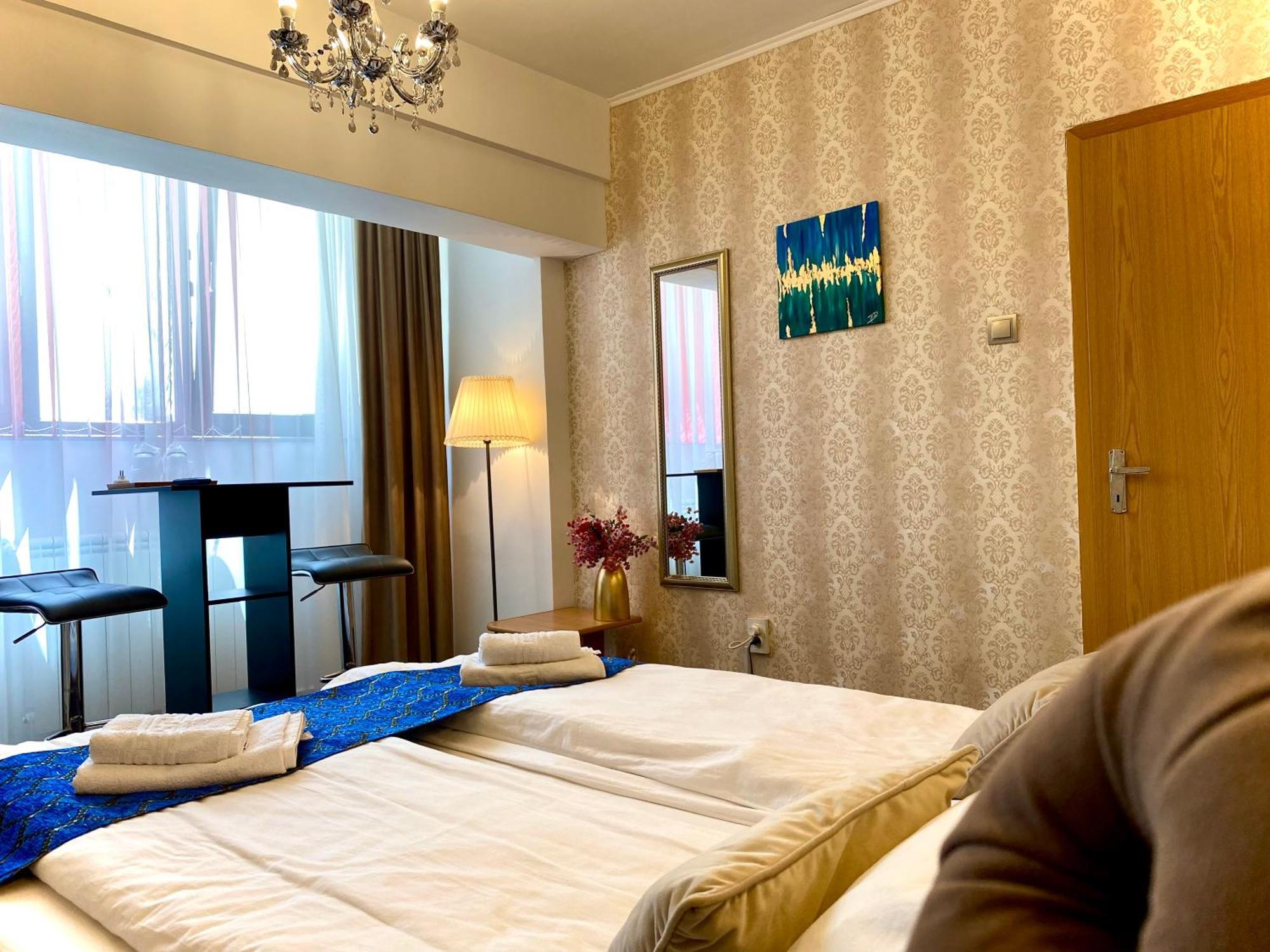Casa Topazz Târgu Jiu Dış mekan fotoğraf